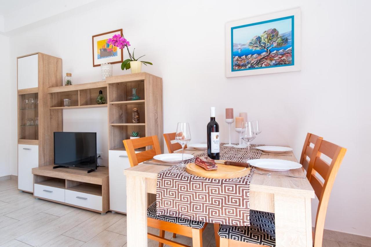Apartmani Jolly Porec: Blizu Centra I Mora Exterior foto